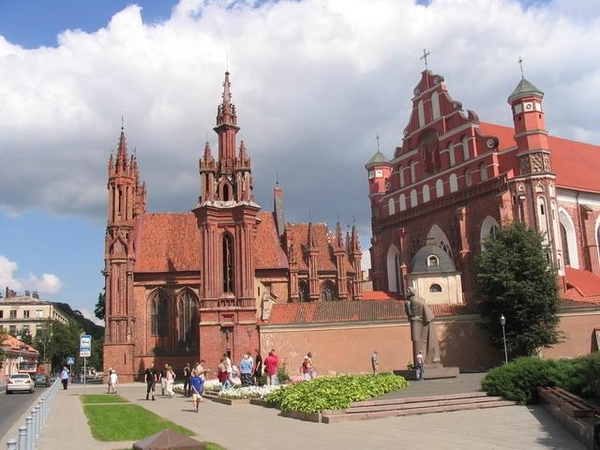Šv.Onos bažnyčioje – Vėlinių koncertas