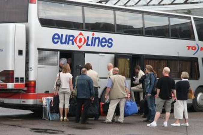 “Tibus” autobusai išvejami iš didmiesčių stočių