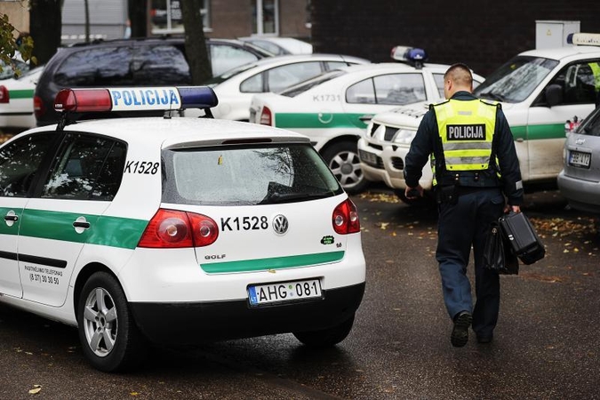 Kaune per savaitę policija konfiskuoja po vieną automobilį
