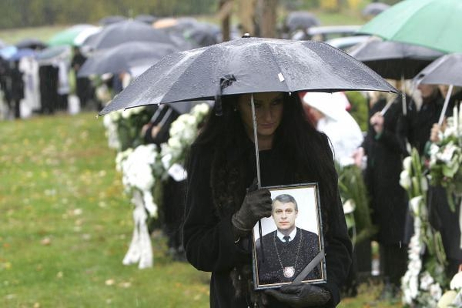 Vėl nutraukė tyrimą dėl J.Furmanavičiaus ir V.Naruševičienės nužudymo