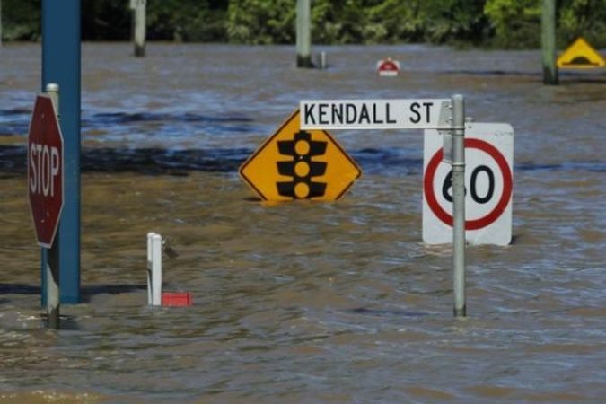 Australijos šiaurės rytuose dėl potvynių pradėta prievartinė gyventojų evakuacija