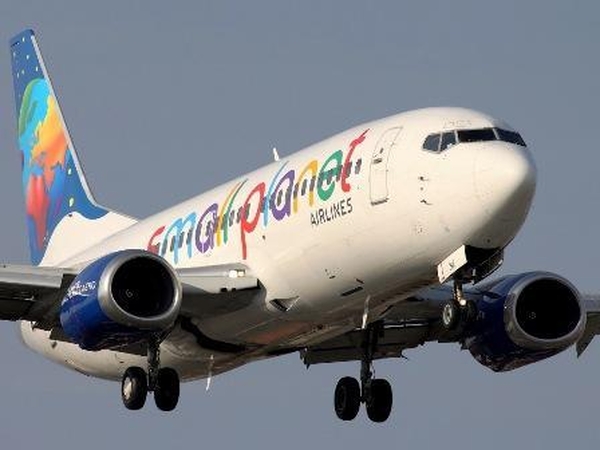 Vėl sugedęs „Small Planet Airlines“ lėktuvas vėlavo išskristi 10 val.