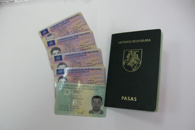 Verslas D.Britanijoje: lietuviškas vairuotojo pažymėjimas - 4000 litų