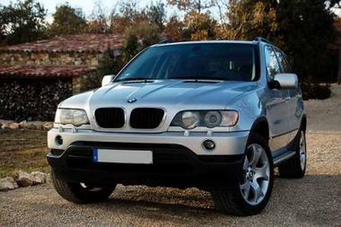 Legendinis BMW X5 švenčia 10 metų jubiliejų