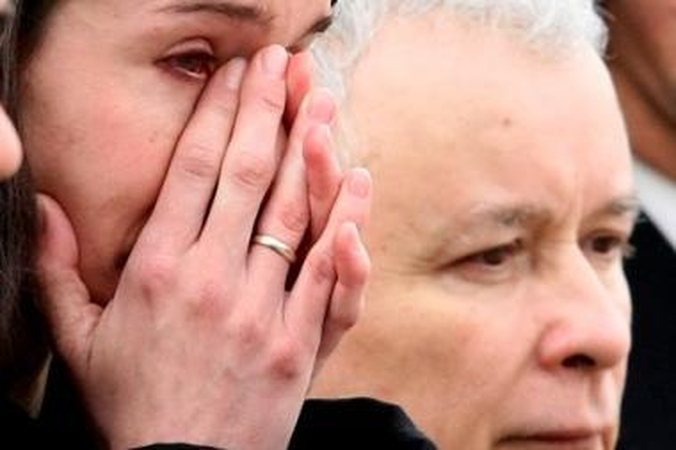 M.Kaczynska pageidauja atskiro paminklo tėvui