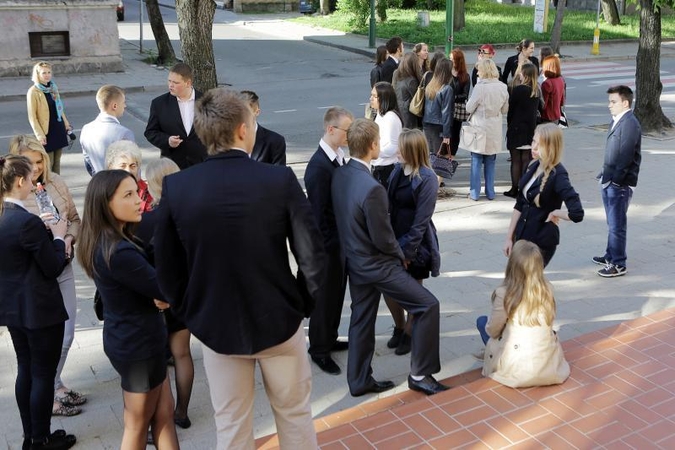 Matematikos egzaminas Klaipėdoje pažėrė šimtukų