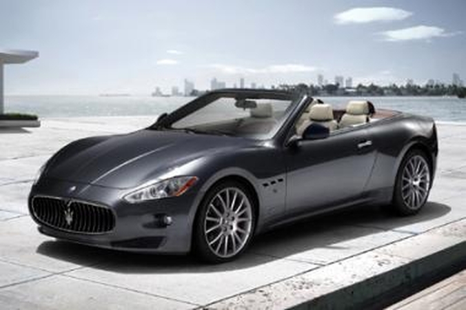 „Maserati“ pristatė naują kabrioletą