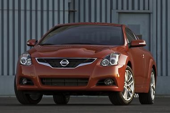 2010 metų „Nissan Altima“: maksimalus malonumas