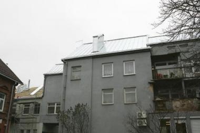 Namo administratoriai naują stogą įvertino 100 tūkst. litų