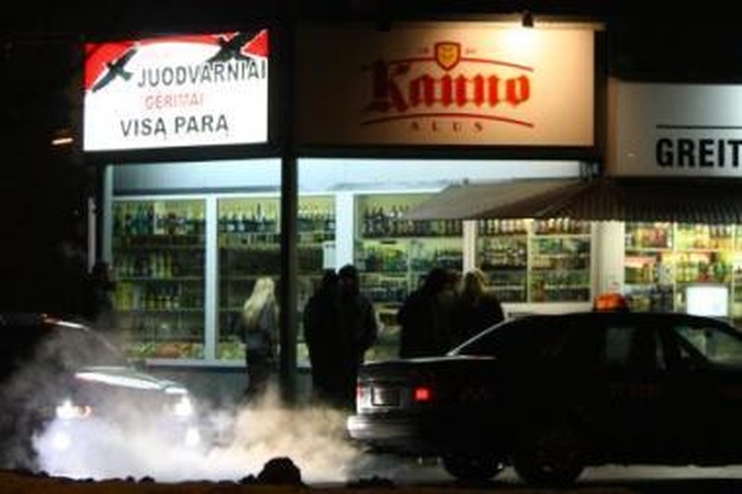 Naktinio alkoholio upės neužtvenktos