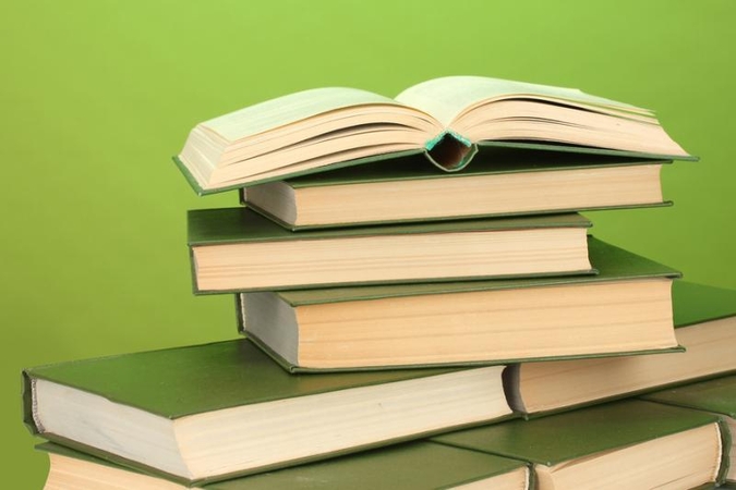 Skaitytojai bibliotekose renkasi meilės romanus