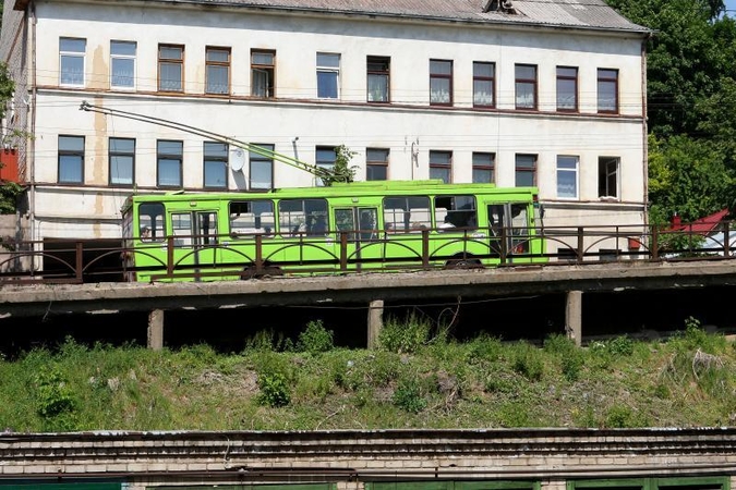 Savanorių prospekto estakadai remontuoti pinigų neieško