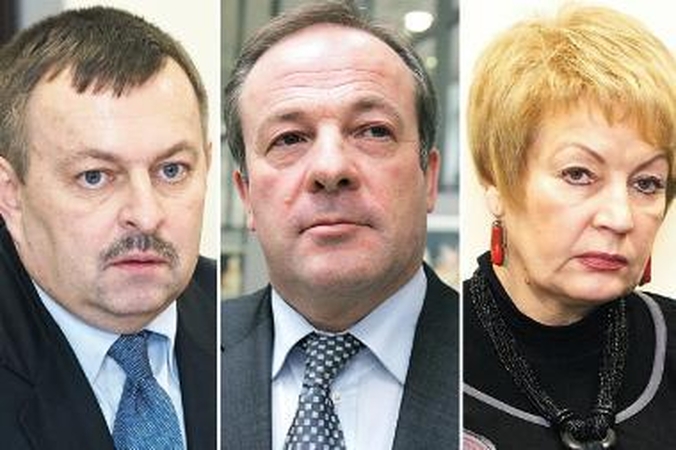 Įdirbis: Vilniaus meras V.Navickas komandiruotėje pažeidė tarnybinę etiką, vicemeras R.Adomavičius tapo tramvajų ekspertu, o mero patarėja L.Dmitrijeva ruošiasi "galbūt" susitikti su...