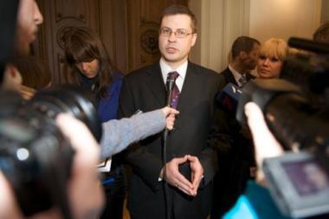 Latvija rengiasi bankrotui