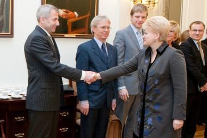 Bonapartiško ministro ir Geležinės Ledi susikirtimas