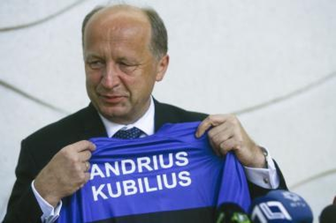 A.Kubilius nebemielas net saviems