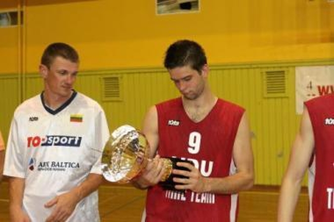 Nugalėtojai: "Kauno dienos" Supertaurę laimėjo "VDU-TOP sport" komanda.