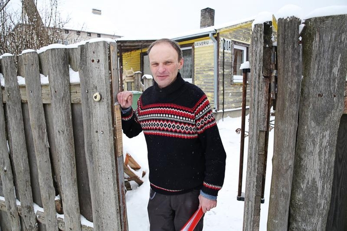Namas – nuosavas, bet valia – kaimynų   