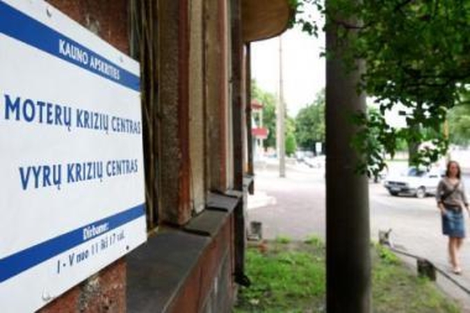 Objektas: ginčai užvirė dėl Kauno apskrities moterų krizių centrui skirtų lešų.