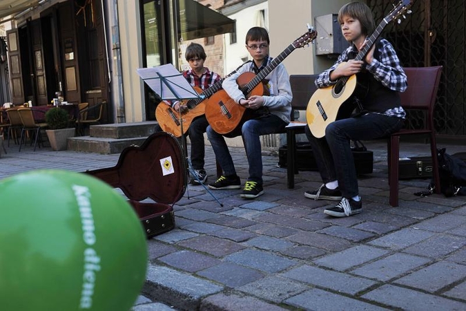 Gatvės muzikos dienoje laukiami  visi   