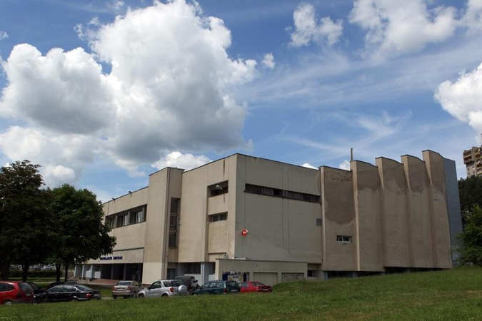„Lazdynų baseinas“ neigia gandus apie uždarymą