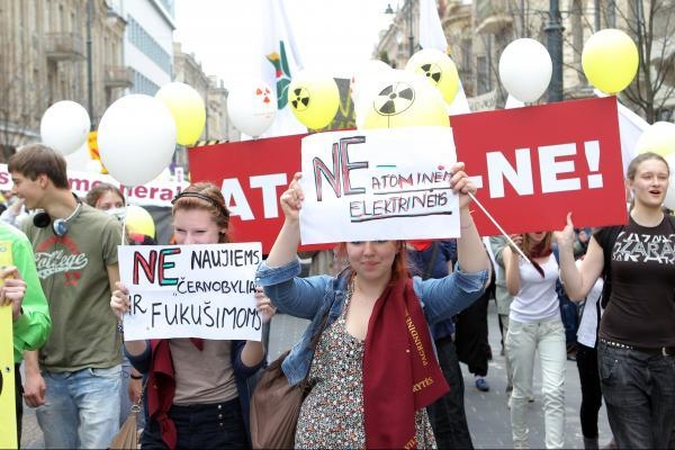 Referendumo dėl VAE dilema permesta Vyriausybei