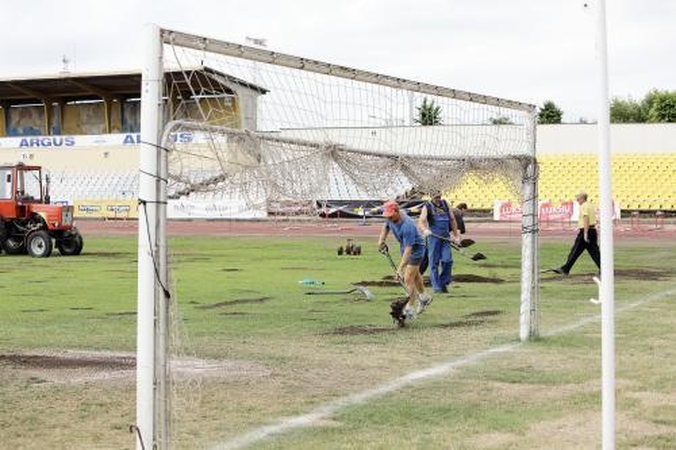 Stadiono vadovas vejai atvėrė savo piniginę