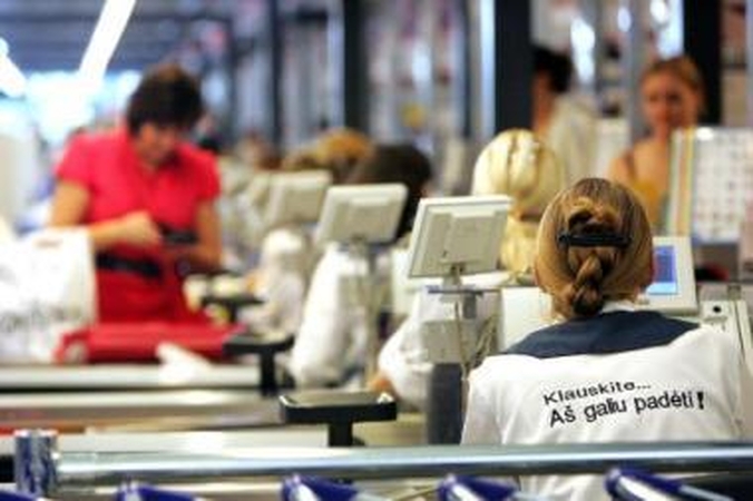 Pardavėjai nori dirbti ir per šventes