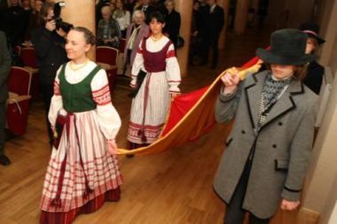 Valstybės dienai – pilietiškumo paieškos