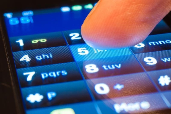 Tinklų operatorius gelbės išmanieji telefonai