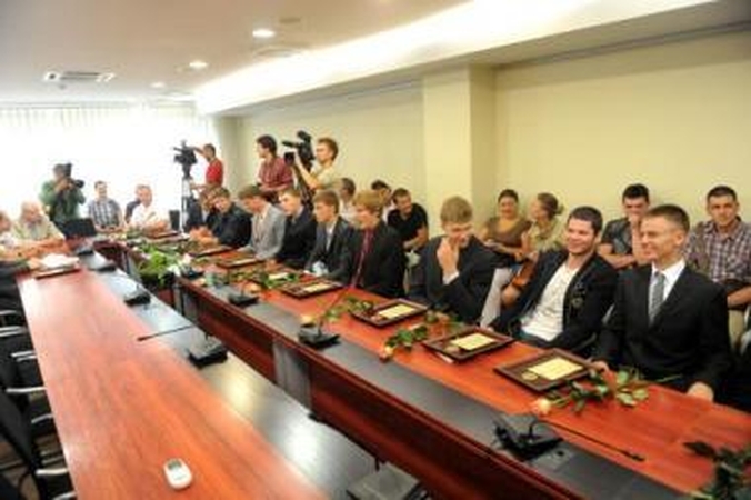 Pagerbė: Europos čempionų komandos žaidėjai, treneriai ir personalas buvo pagerbti Kūno kultūros ir sporto departamente.