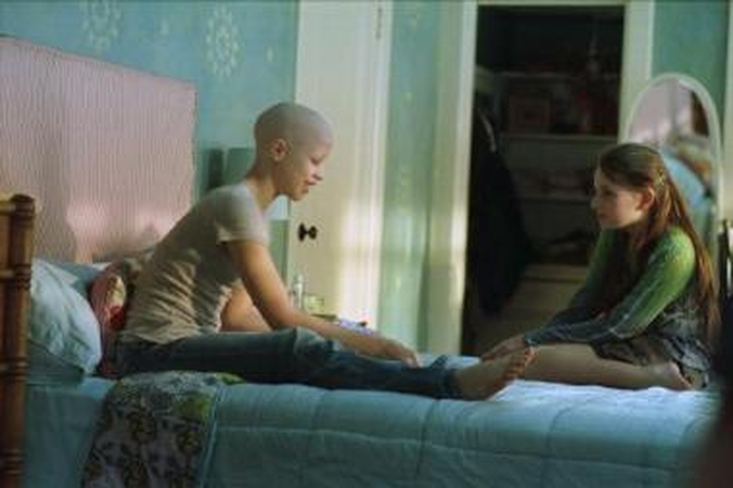 Sujaudina: jautria tema sukurtame filme pasakojama apie seseris, priverstas dalytis baisia liga – vėžiu.