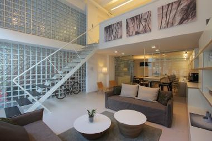 Architektai idėjas lukštena prie baro