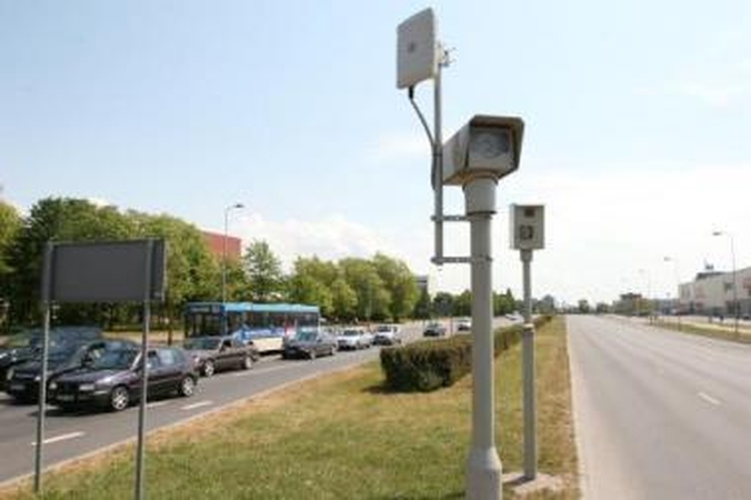 Laisvė: vieno greičio matuoklio kaina viršija 300 tūkst. litų, tačiau uostamiestyje nė vienas jų nefiksuoja greitį viršijančių motociklininkų.