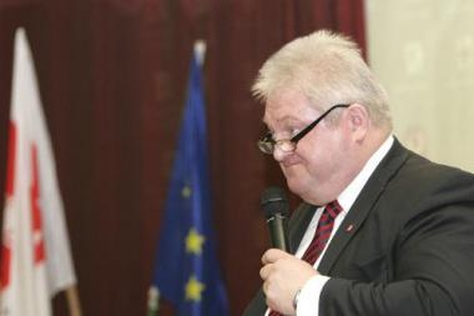 Pomėgis: šiltos kėdės neatsisakantis S.Vaičikauskas naudojasi proga pakeliauti ir pailsėti.