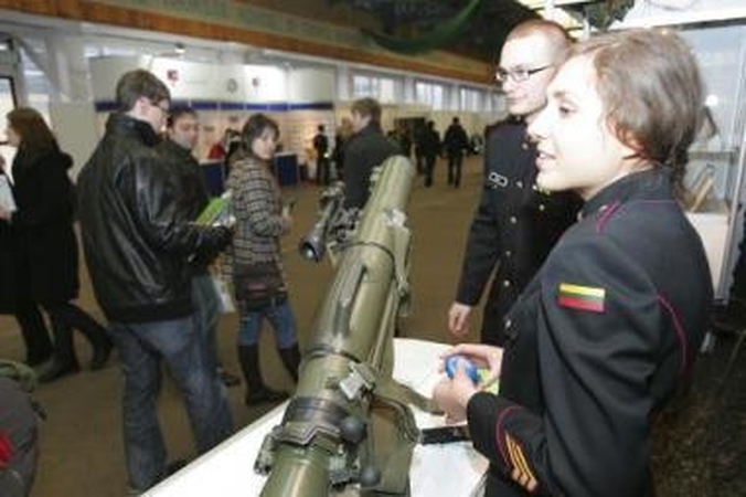 Sunkmetis nuo studijų aukštojoje neatbaido