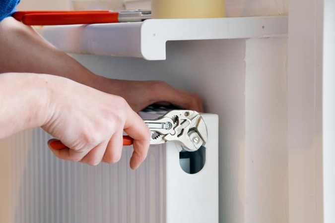Savivaldybė viliasi sumažinti šildymo kainą, opozicija įtaria klastą