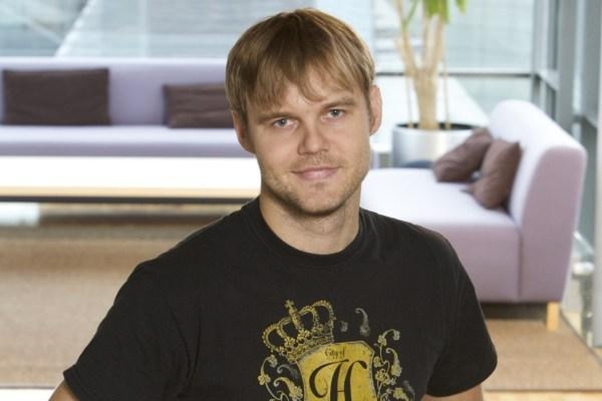 Profesija: palangiškis T.Ivaškevičius sukūrė naujausią "Nokia" telefono modelį, kuris dar tik keliauja į Lietuvą.
