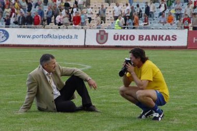 Pinigų upeliai sportui senka