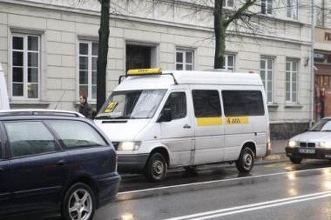 Poreikis: maršrutiniais mikroautobusais važinėja ne tik klaipėdiečiai, bet ir užmiestyje gyvenantys žmonės.