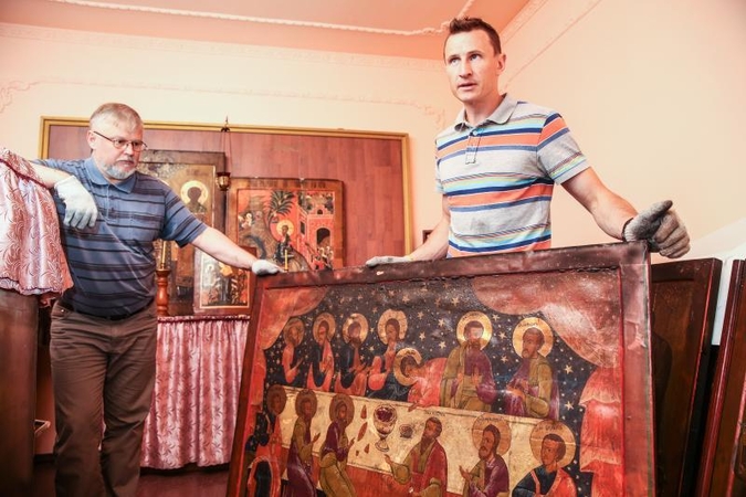 Po gaisro cerkvėje sentikiai ieško paramos