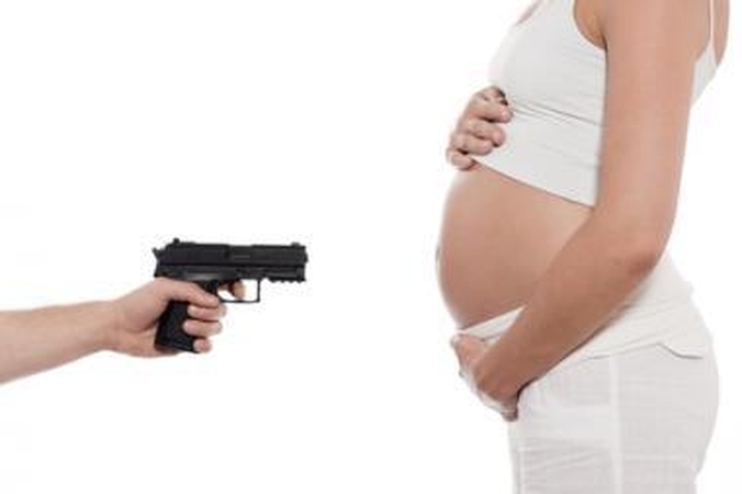 Tyrimas: neplanuotą nėštumą nutraukia beveik viena iš dešimties moterų