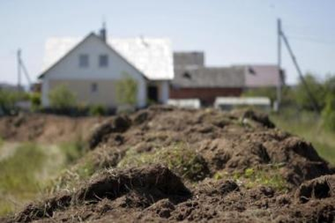 Tvarka: šalies gyventojai, turintys privačios žemės, privalo už ją susimokėti valstybei.