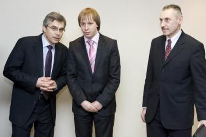 Blogybės: Vyriausybei išsiskirti su privačiais "Leo LT" akcininkais greitai ir pigiai nepavyks – skyrybos bus arba brangios, arba ilgos.