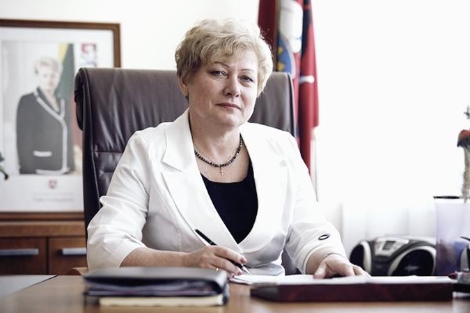 Vilniaus r. merė M. Rekst giminaitę gina nuo etikos sargų