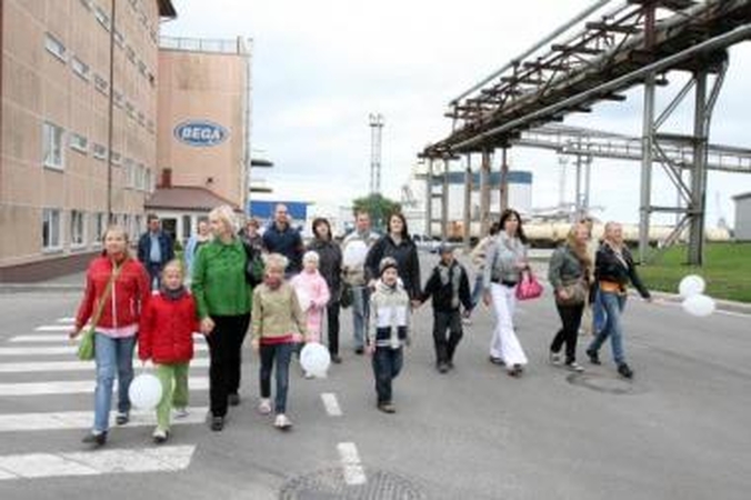 Susidomėjimas: per atvirų durų dieną kompanijoje apsilankė daugiau nei 200 žmonių.