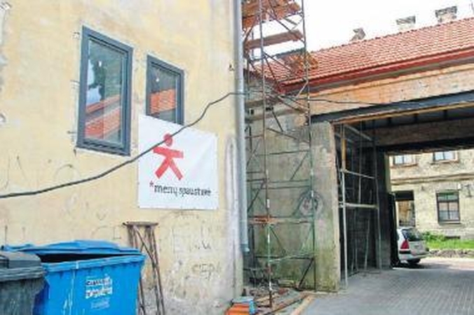 Kiemsargiams pinigų nėra, pastatų rekonstrukcijai - prašom