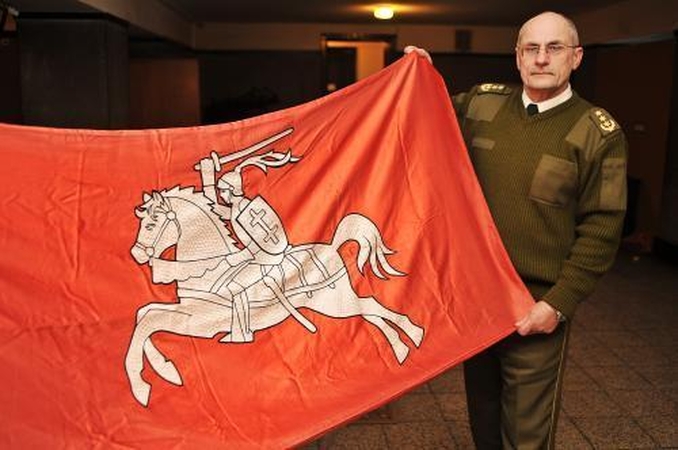 Karo muziejaus darbuotojai skelbia karą direktoriui