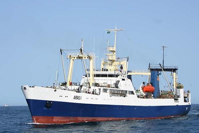 Priverstinė žvejyba Afrikoje – kulkų krušoje