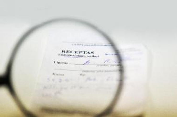 Pasvarstymai: receptą su įmantriais raštais gavę pacientai dažnai pasvarsto: kas tai – noras pasipuikuoti ar pasityčioti?